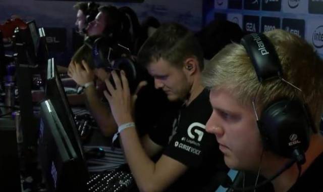 处于其掌控 处于其掌控