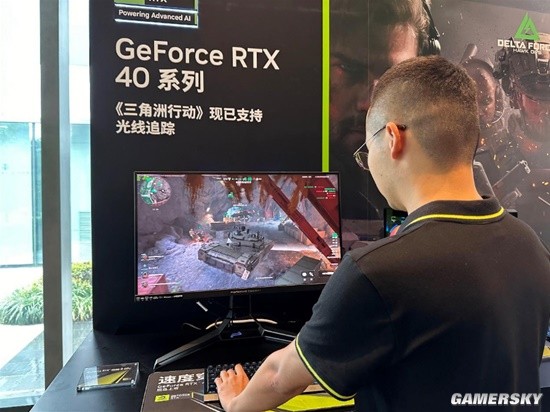 在更衣室里 在更衣室里